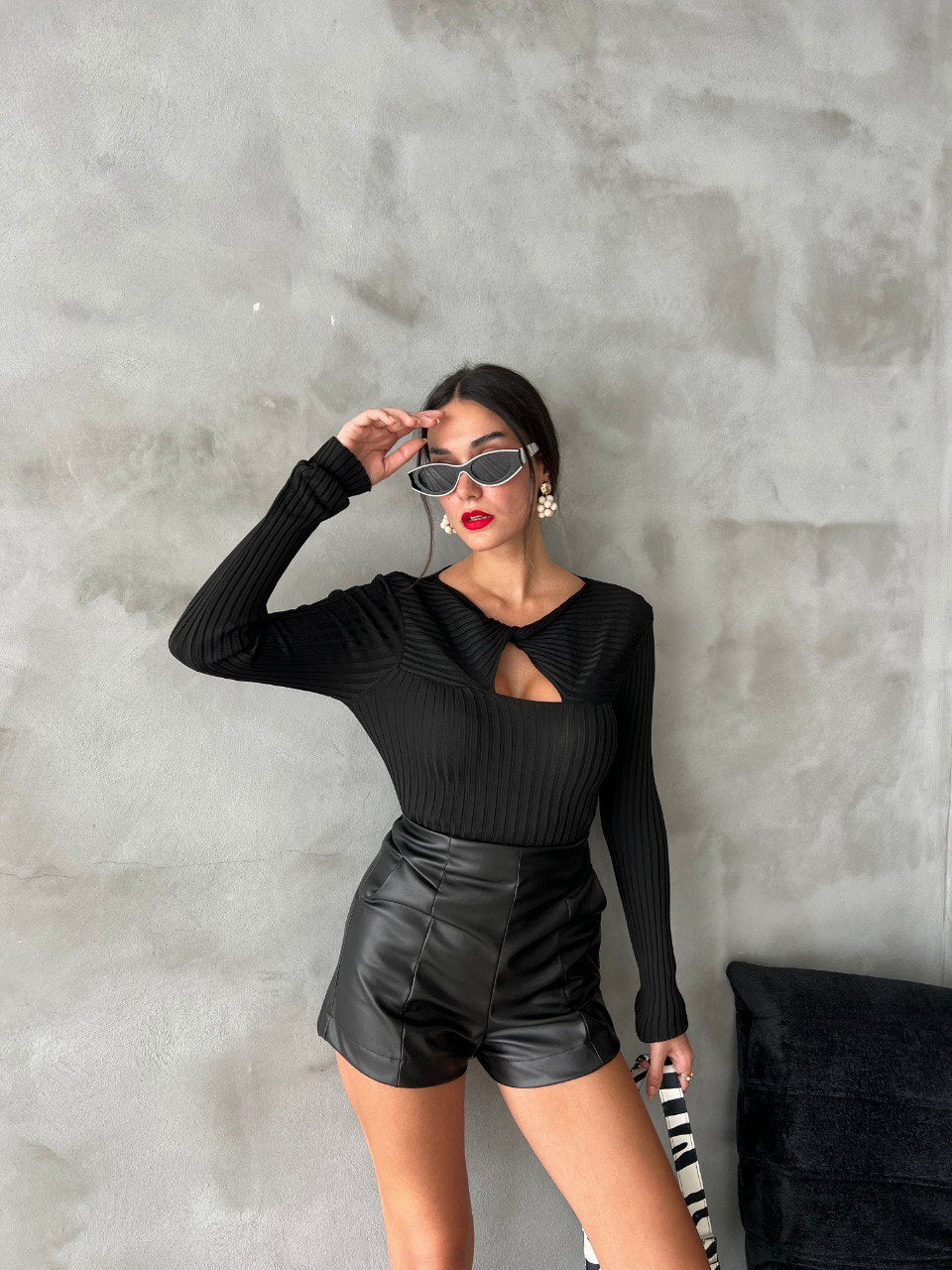 Rebrasta bluza sa preklopom 3125